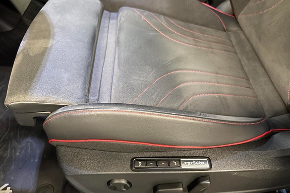 Volkswagen ID.4 GTX 22 of 29