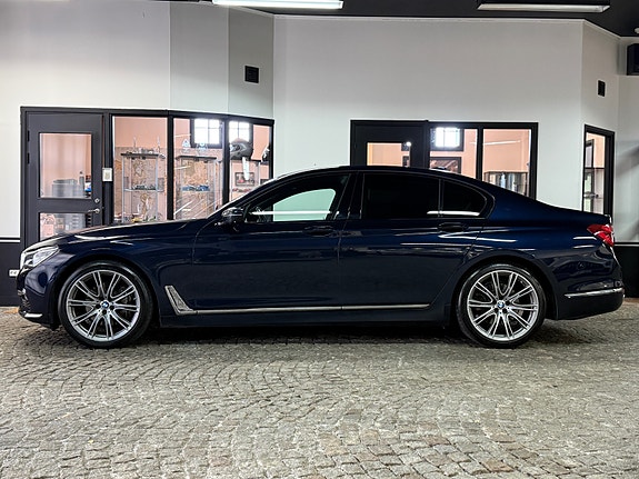 BMW 2 of 5