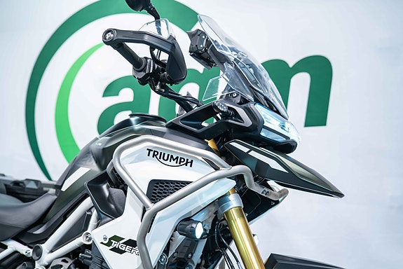 Triumph Tiger 1200 Rally Pro med komplett veskesett, veltebøyler og GPS! **SERVICE / GARANTI** 4 of 5