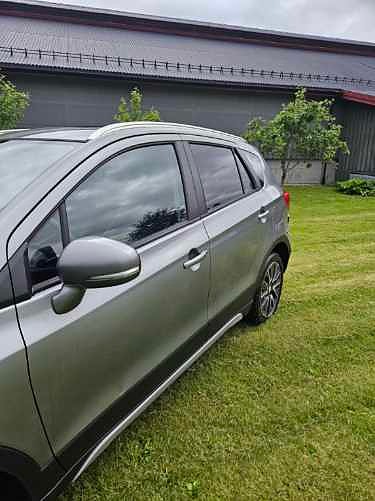 Suzuki SX4 S-Cross 5 of 7