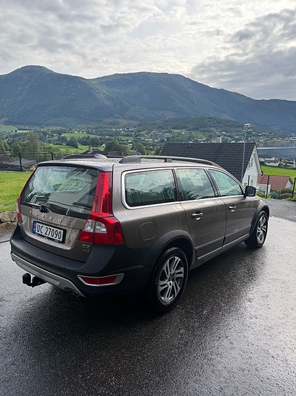Volvo XC70 7 of 20