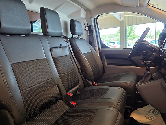 Toyota Proace 25 of 30