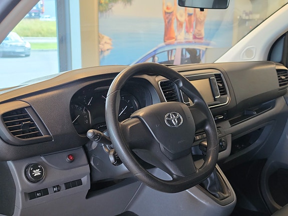Toyota Proace 14 of 30
