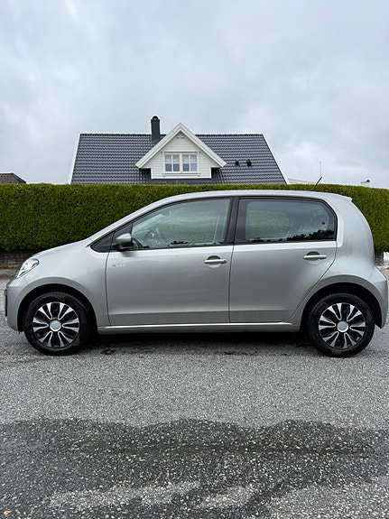 Volkswagen e-Up! 5 of 5