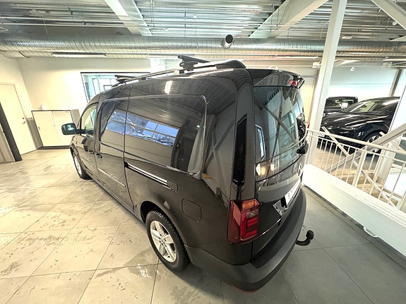 Volkswagen Caddy Maxi 4 of 5