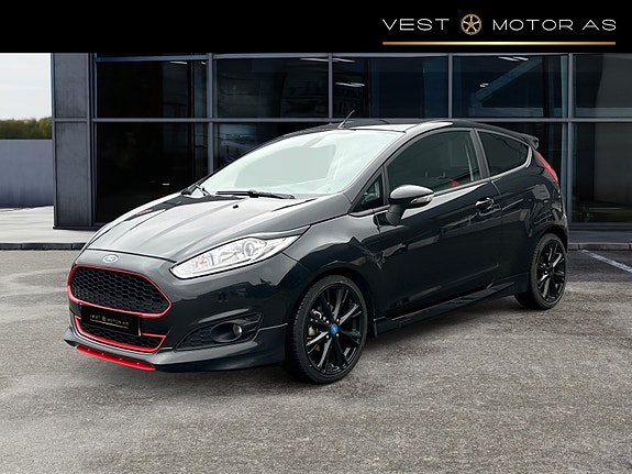 Ford Fiesta 3 of 5