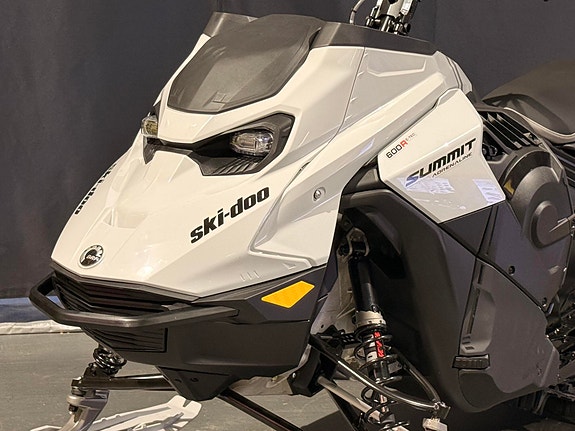 Ski-doo Summit Adrenaline 146 600R E-TEC *VALUE SEEKER KAMPANJE* 3 of 22