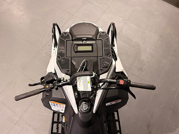 Ski-doo Summit Adrenaline 146 600R E-TEC *VALUE SEEKER KAMPANJE* 18 of 22