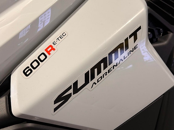 Ski-doo Summit Adrenaline 146 600R E-TEC *VALUE SEEKER KAMPANJE* 6 of 22