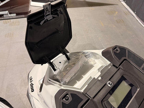 Ski-doo Summit Adrenaline 146 600R E-TEC *VALUE SEEKER KAMPANJE* 10 of 22