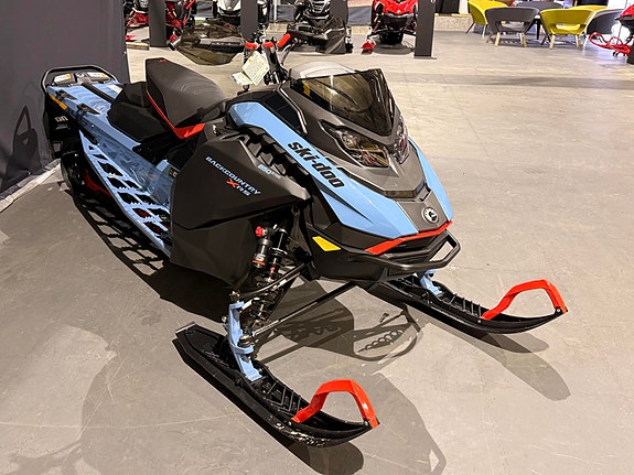 Ski-doo Backcountry X-RS 850 E-TEC *10,25"HUB/KYB PRO/LED++* 5 of 24