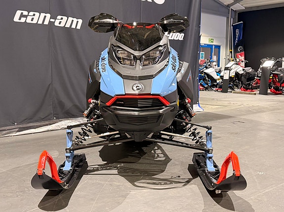 Ski-doo Backcountry X-RS 850 E-TEC *10,25"HUB/KYB PRO/LED++* 3 of 24