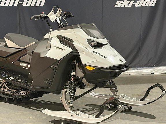 Ski-doo Summit Adrenaline 146 850 E-TEC *tMotionX/LED-lys/KYB++* 9 of 19
