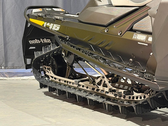 Ski-doo Summit Adrenaline 146 850 E-TEC *tMotionX/LED-lys/KYB++* 10 of 19