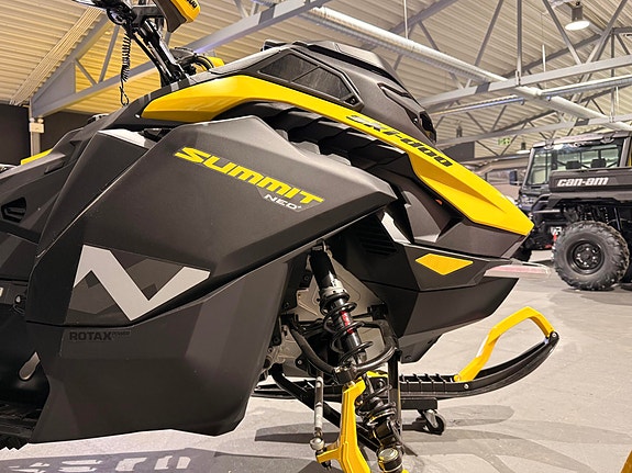 Ski-doo Summit Neo+ *146"/FACELIFT/LED LYS++* 19 of 22