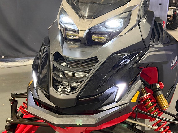 Lynx Brutal RE 850 E-TEC *10,25"HUB/POWDERMAX/LED-LYS* 9 of 21