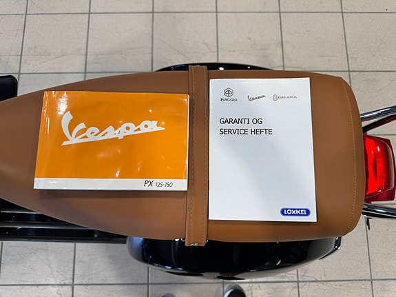 Vespa PX125 2T – Kun 72 km – Fremstår som NY – Samlerobjekt! 24 of 30