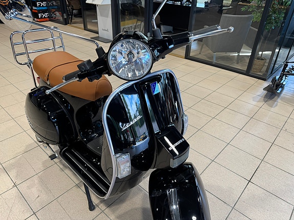 Vespa PX125 2T – Kun 72 km – Fremstår som NY – Samlerobjekt! 8 of 30