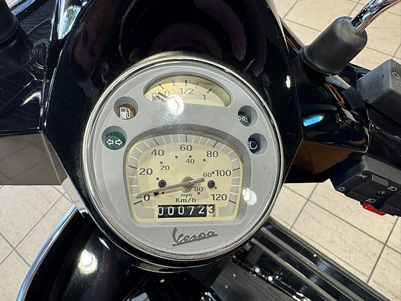Vespa PX125 2T – Kun 72 km – Fremstår som NY – Samlerobjekt! 20 of 30