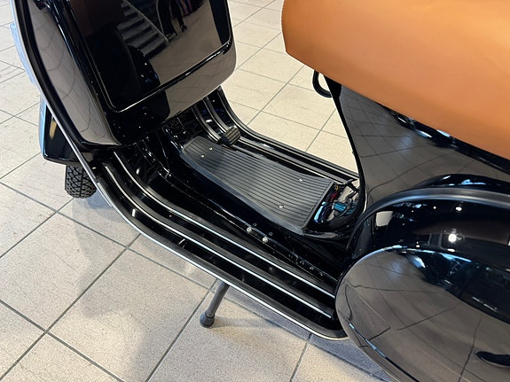 Vespa PX125 2T – Kun 72 km – Fremstår som NY – Samlerobjekt! 14 of 30