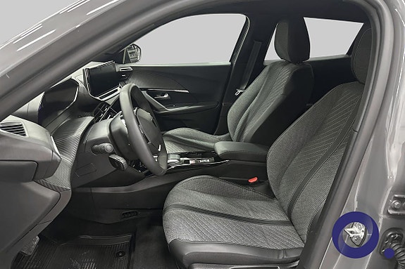 Peugeot e-2008 12 of 18