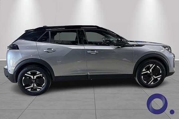 Peugeot e-2008 7 of 17