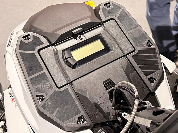 Ski-doo Summit Adrenaline 600R E-TEC *SOM NY/ISRIVERE/AVT.SKVETTLAPP* 12 of 21