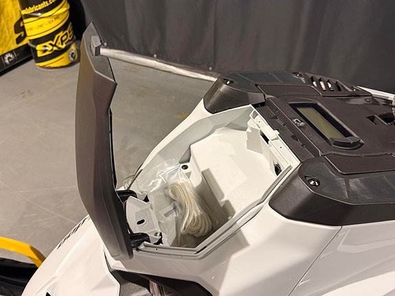Ski-doo Summit Adrenaline 600R E-TEC *SOM NY/ISRIVERE/AVT.SKVETTLAPP* 16 of 21