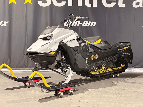Ski-doo Summit Adrenaline 600R E-TEC *SOM NY/ISRIVERE/AVT.SKVETTLAPP* 2 of 21
