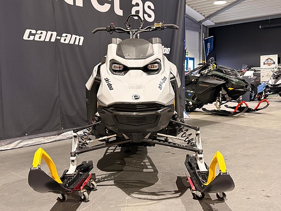 Ski-doo Summit Adrenaline 600R E-TEC *SOM NY/ISRIVERE/AVT.SKVETTLAPP* 3 of 21