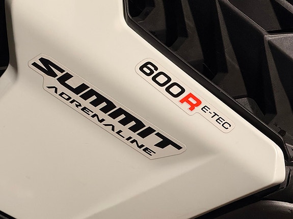 Ski-doo Summit Adrenaline 600R E-TEC *SOM NY/ISRIVERE/AVT.SKVETTLAPP* 6 of 21