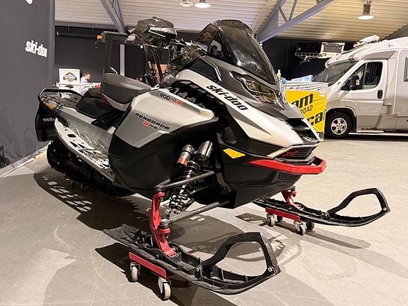 Ski-doo Renegade X-RS 900 ACE TURBO R *SMART SHOX/LED LYS/10,25" HUB* 4 of 23