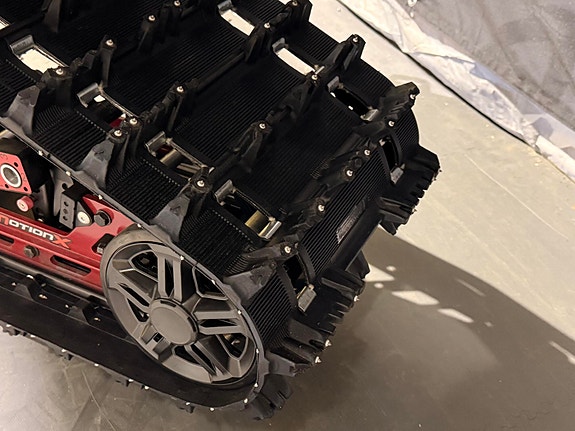 Ski-doo Renegade X-RS 900 ACE TURBO R *SMART SHOX/LED LYS/10,25" HUB* 12 of 23