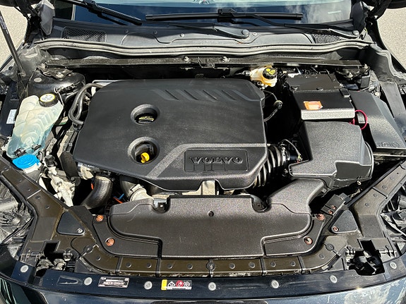 Volvo V40 28 of 28