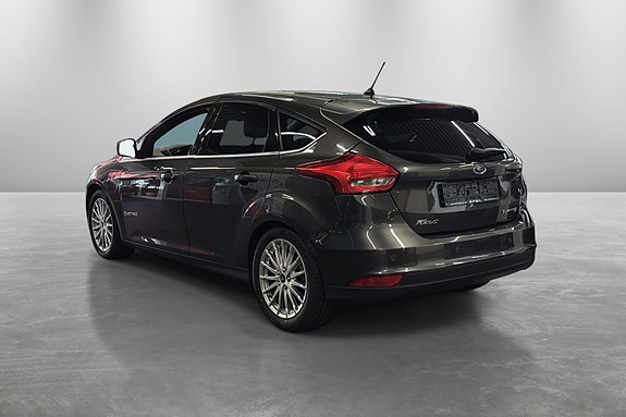 Ford Focus 3 of 19