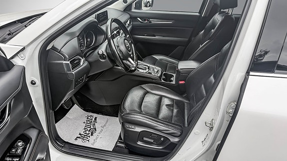 Mazda CX-5 10 of 23