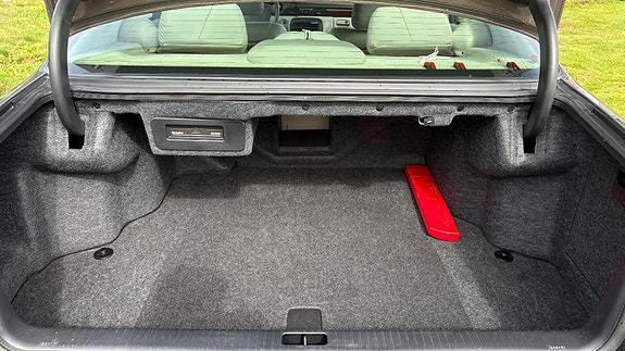 Cadillac Seville STS 15 of 30