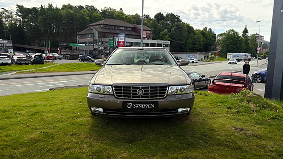 Cadillac Seville STS 3 of 5