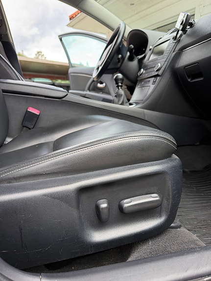 Toyota Avensis 18 of 27