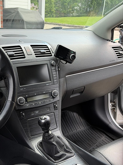Toyota Avensis 10 of 27
