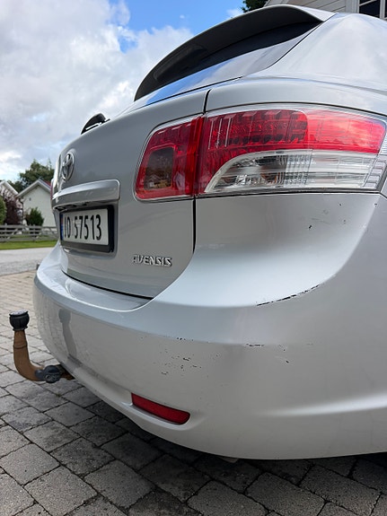 Toyota Avensis 26 of 27