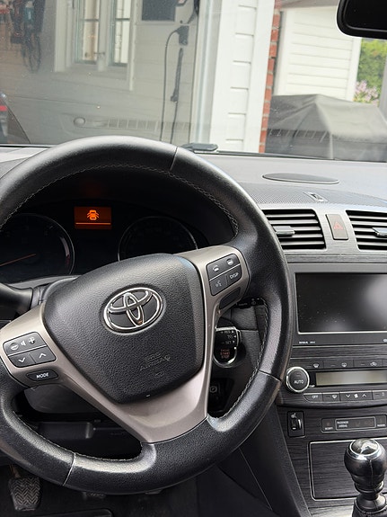 Toyota Avensis 11 of 27