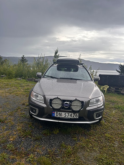 Volvo XC70 3 of 5