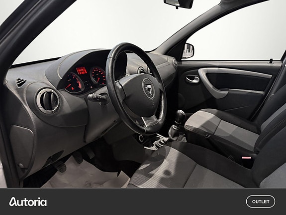 Dacia Duster 6 of 15