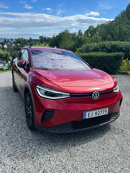 Volkswagen ID.4 2 of 5