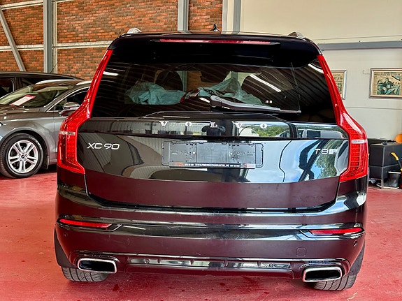Volvo XC90 5 of 5