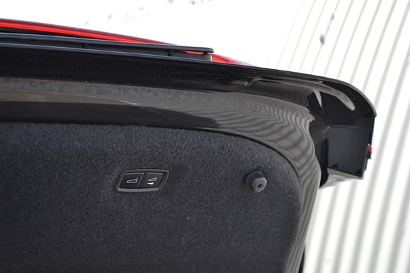 Audi e-tron GT 9 of 30