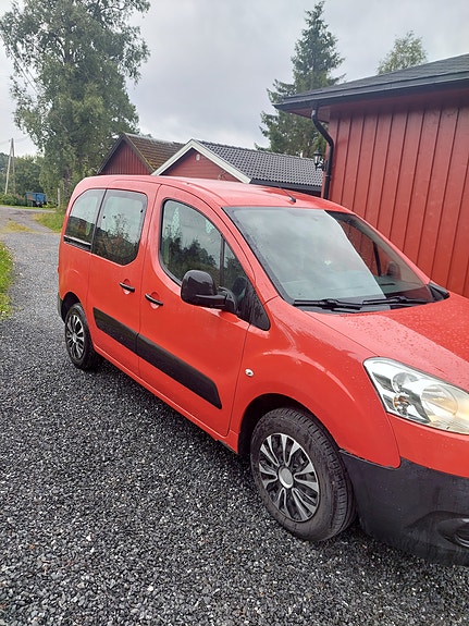 Peugeot Partner 3 of 15