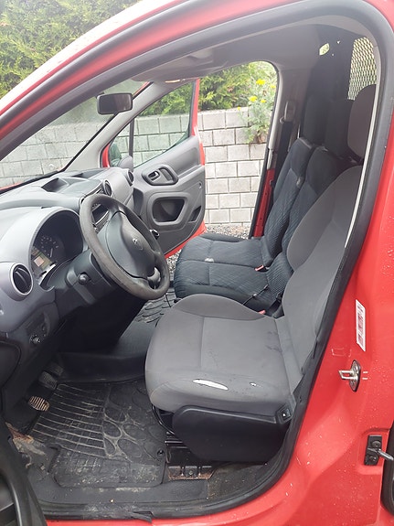 Peugeot Partner 10 of 15