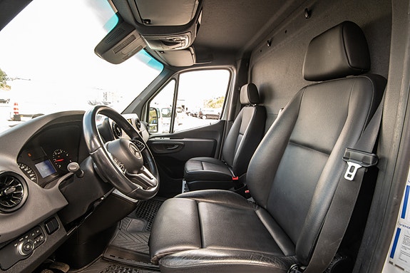 Mercedes-Benz Sprinter 516 19 of 30